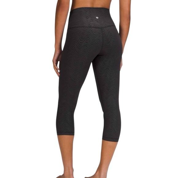 Lululemon Align High-Rise Crop 21" in Aqueous Emboss Black - Picture 2 of 10